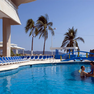 Promoción de viaje para Acapulco en hotel Krystal Beach vista del hotel