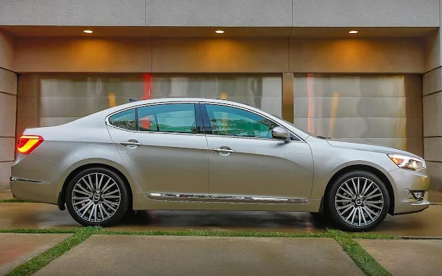 Kia Cadenza 2014 - lateral