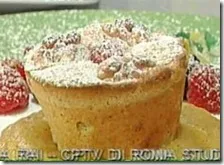 Zelten con frutti di bosco e salsa alla mela