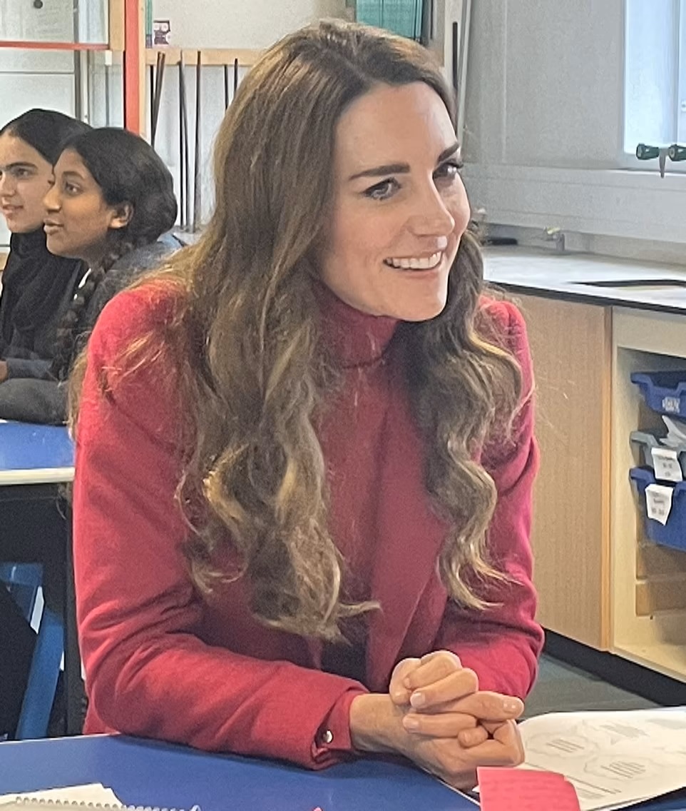 Duchess Kate goes back to school