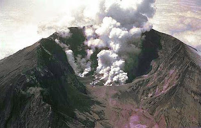  Monte Tambora en la Isla de Sumbaya