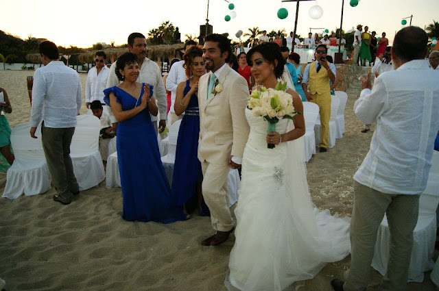 boda en playa, beach wedding, Oaxaca, México, Bodas Huatulco, Wedding Planner