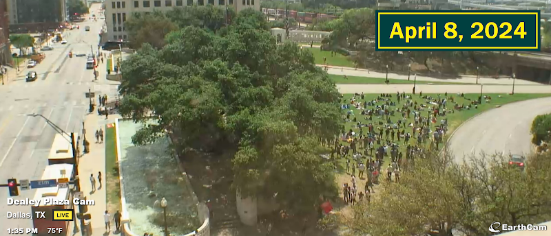 Dealey-Plaza-Dallas-Texas-During-Total-S