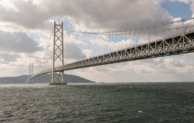 جسر اكاشي كايكو  akashi kaikyo bridge