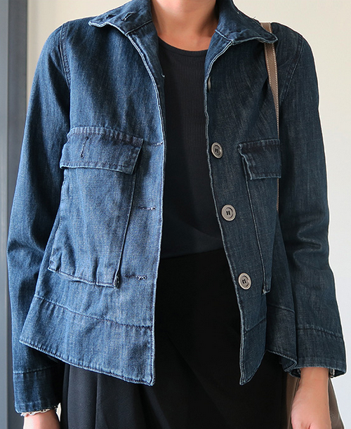  Pocketed Denim Jacket