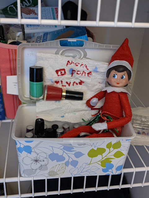 Elf on the Shelf, Elf on the Shelf ideas, easy Elf on the Shelf ideas, Christmas elf, fun Elf on the Shelf ideas, Elf on Shelf Selfies, Elf on the Shelf painting nails, Elf on the Shelf nail polish, Elf on the Shelf mischief