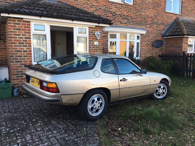 Porsche 924S