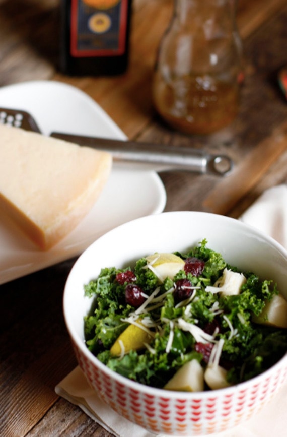 Sweet and Tangy Winter Salad from Measure and Whisk #christmasdinnerideas