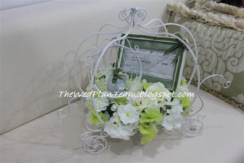 Wedding Arch Lime Green plus Cream hantaran for the Bride Ring and Cheque