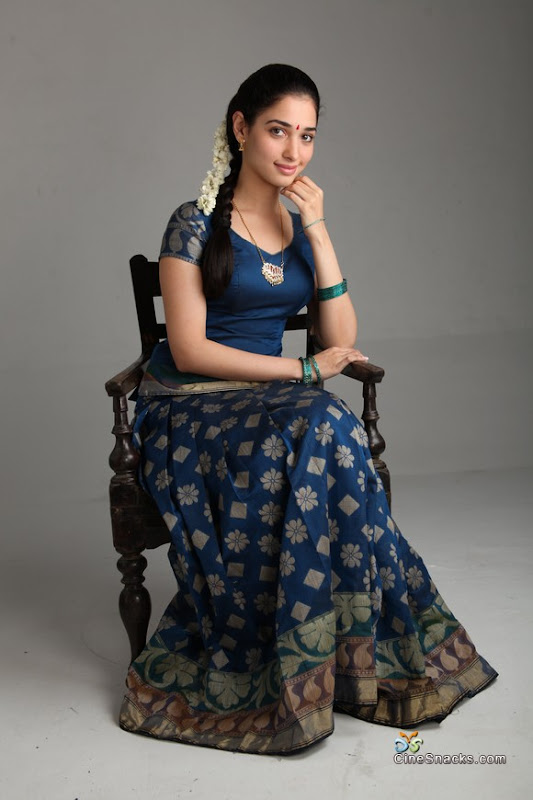 Tamanna in Vengai movie new photos cleavage