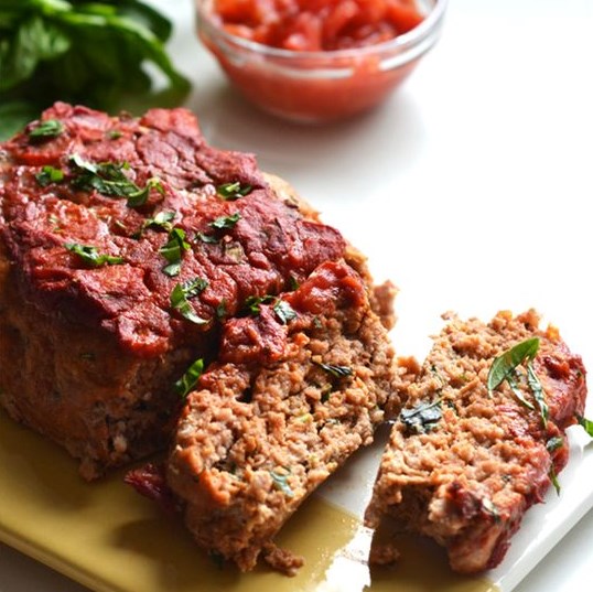 TOMATO BASIL TURKEY MEATLOAF #Paleo #Diet