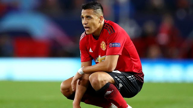 Solskjaer: I can't do anything about struggling Sanchez