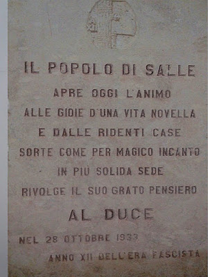  Salle. Iscrizione con dedica a Mussolini