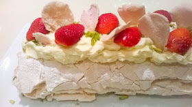 meringue Roulade