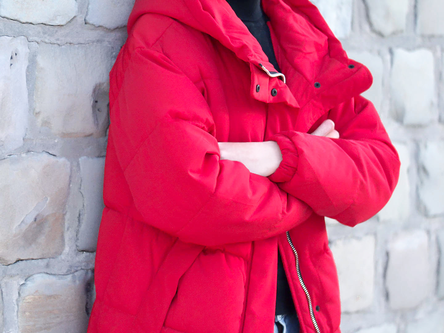 Red, puffer jacket, padded, puffy, pull and bear, oversized, outfit