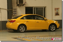 Chevy-Cruze-Bumblebee-side1