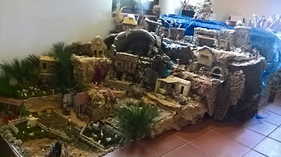 il mio Presepe 2019 con casette antichi mestieri Riciclando 2