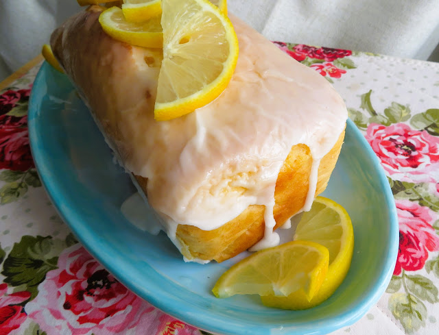 4-Ingredient Lemon Loaf