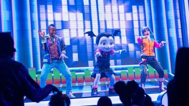 ハリウッドスタジオの新しいショー Disney Junior Dance Party 大人気開催中