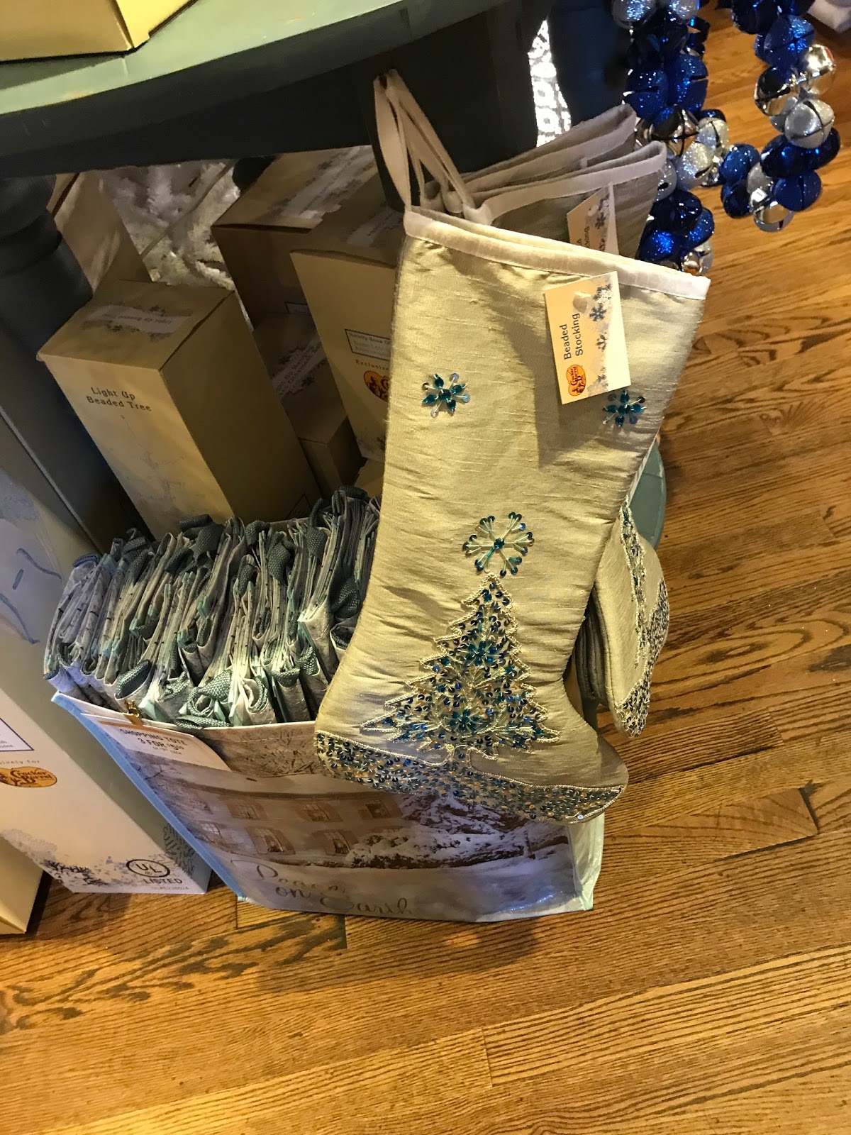Nanaland: Christmas at Cracker Barrel