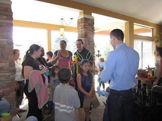 A balloon artist with a long line of people