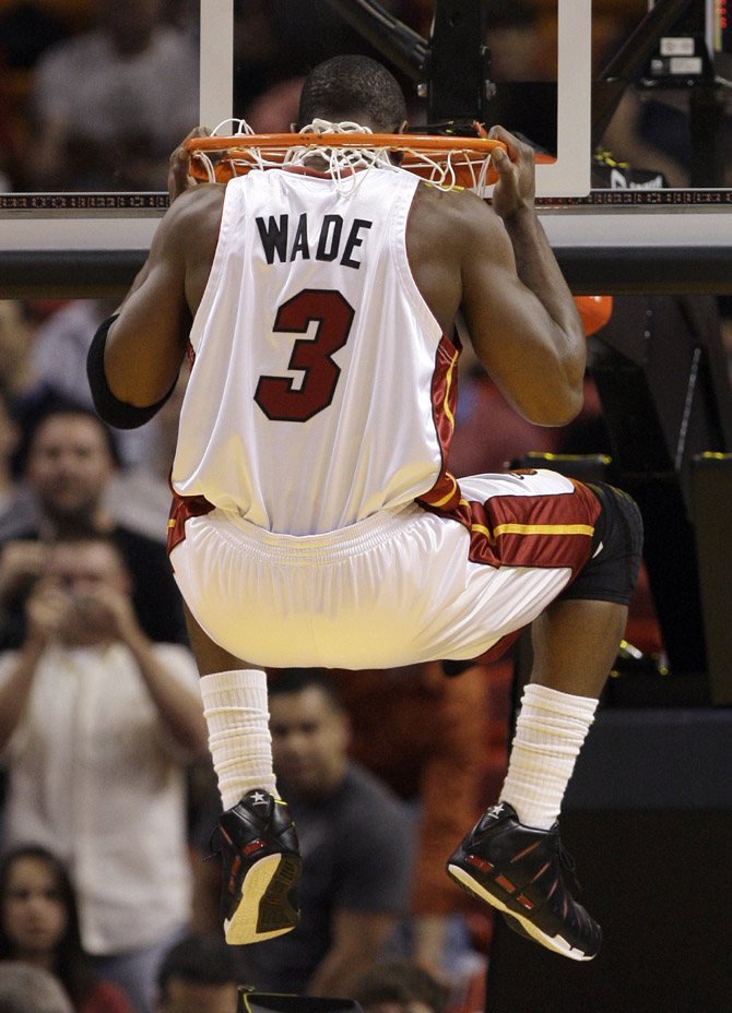 dwyane wade wallpaper 2010. dwyane wade wallpaper 2010.