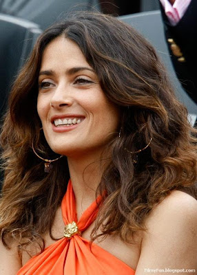 Salma_Hayek_hottest_FilmyFun.blogspot.com