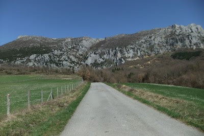 Vistas de Lezea desde el cruce de Ilarduia