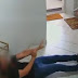 Empresário é baleado pelas costas pela namorada após briga por ciúme; veja vídeo