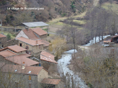 village auvergne église romane , cascade bousselargues