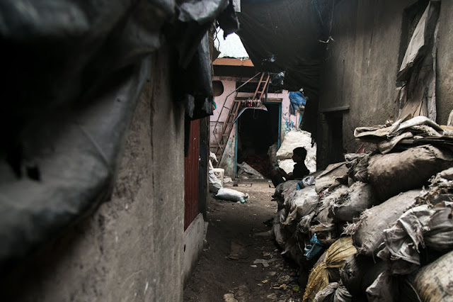 dharavi walk slum mumbai streets