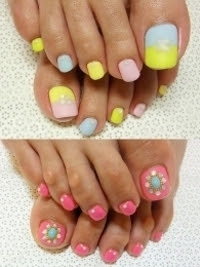 Stylish-Pedicure-Nail-Art-Designs-for-Summer-2012