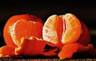 Orange fruit showing carpels or segments