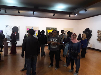 pameran seni; pameran seni rupa;pameran seni adalah; pameran seni di malang; pameran seni di jakarta; pameran seni rupa surabaya; pameran seni di jakarta; pameran seni rupa 2019; pameran seni surabaya 2019; pameran seni rupa di sekolah; ayodolenrek; senitorium x; galeri raos; galeri raos batu; pameran seni di batu; ayo dolen rek