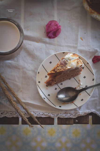 TARTA DE ALMENDRAS Y CARAMELO SIN HORNO Receta kidsandchic 