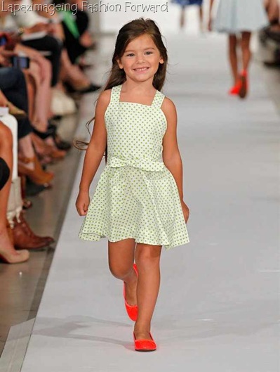 Oscar-de-la-Renta-polka-dot-wrap-dress