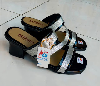 Sandal wedgest Rp.32.500