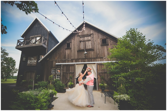 Indiana Wedding Photographer