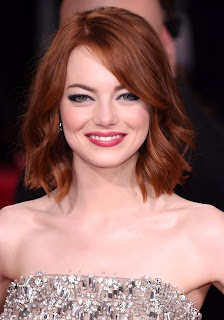 1_beaute_Emma-Stone-Golden-Globes-2015-beauty-red-carpet-tapis-rouge-star-celebrity.jpg (630×900)
