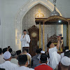 Pj Bupati Bachyuni Solat Ied Bersama Masyarakat di Masjid Agung Al-abror Sengeti