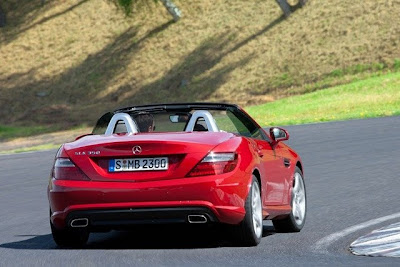 2012 Mercedes-Benz SLK models WorldCarFans publishes