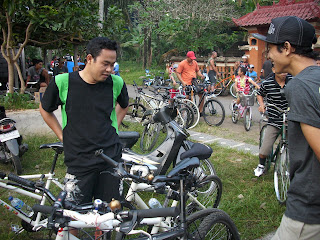 Fun Bike Pura Alas Arum 02.jpg