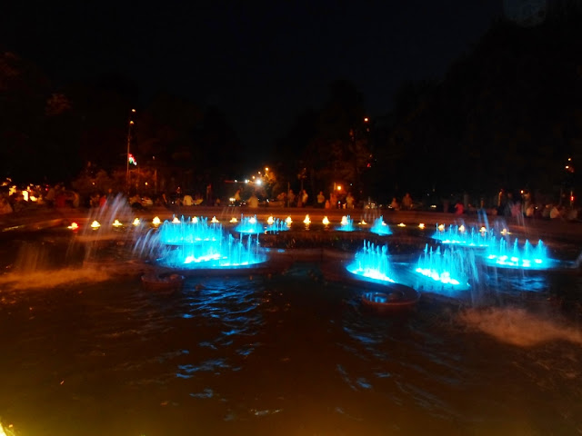 Поющие фонтаны, Душанбе, Таджикистан