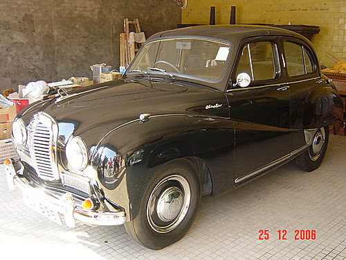 Austin A40 Somerset @Yuen Yuen Institute (圓玄學院)  (Q4 2006)  #Austin #A40 #Somerset #奥斯汀 #柯士甸 #UK #HK #Tsuen Wan #Yuen Yuen Institute #圓玄學院