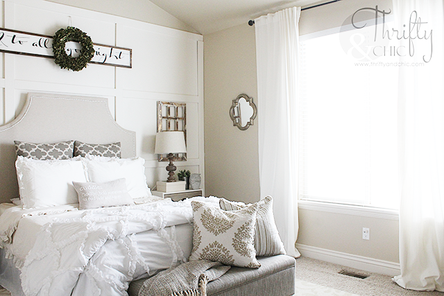 Farmhouse bedroom decor and decorating ideas. White and bright and neutral master bedroom. Fixer upper style bedroom ideas