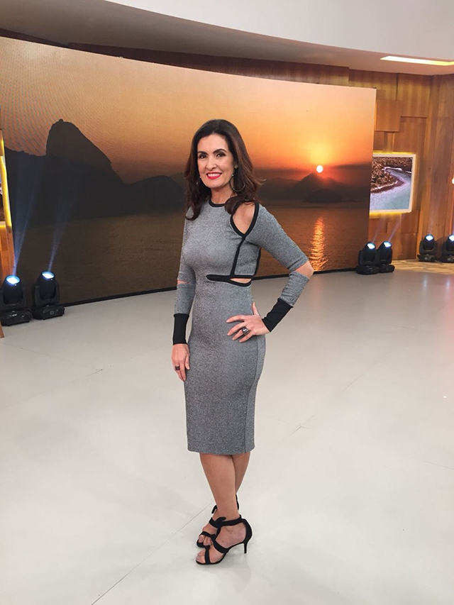 Descubra o vestido cinza da Fátima Bernardes no programa Encontro