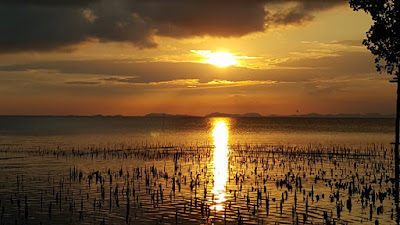 Sunset di Pantai Melayu Barelang