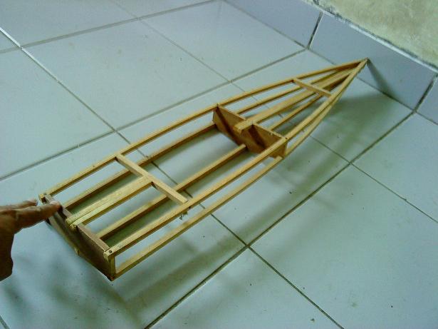 KreatiVitasKu: Home Made RC Boat (1)