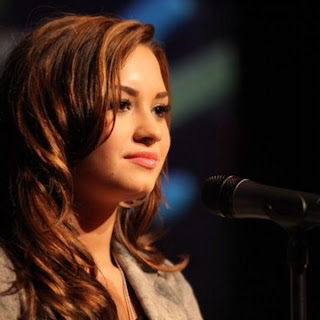 demi-lovato-mar-7-2011-600.jpg