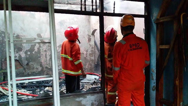 Di Tinggal Shalat Subuh,  Rumah Warga Gedanganak Ludes Terbakar